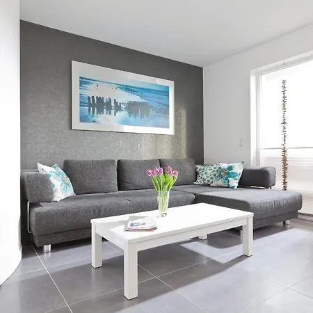 Friedrichstr 28, 4 *